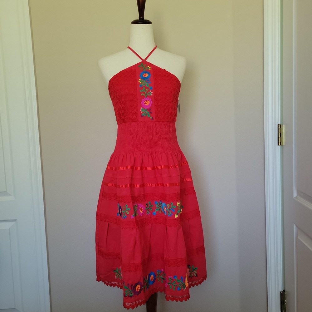 Mexican Halter Dress Womens Size S Embroidered Lace Smocked Floral Festival New
